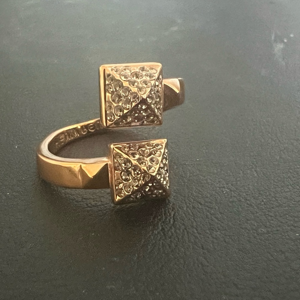 Henri Bendel Rose Gold Ring